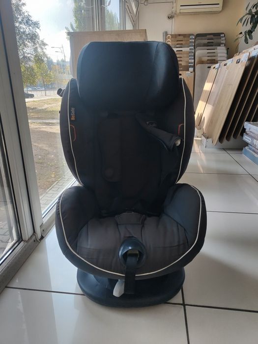Дитяче автокрісло BeSafe izi comfort