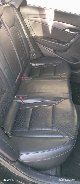 Hyundai i40 sedan -2012r. PILNIE