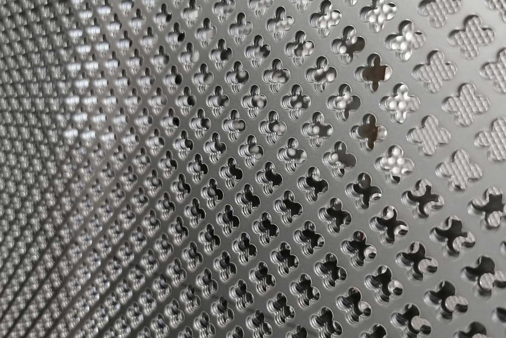 Blacha perforowana ozdobna Lvl KRZYŻYK SUROWA OCYNK METALTECH Września