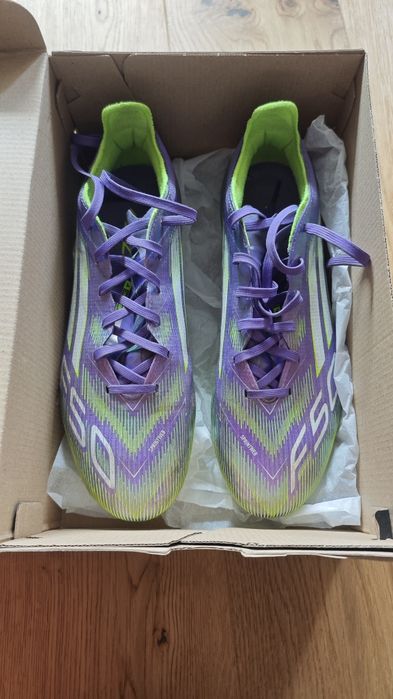 Korki Adidas F50  FG Półprofy rozm 42,2/3