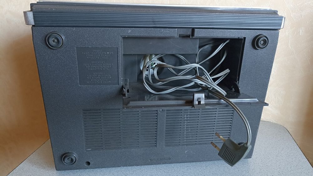 Магнитофон катушечный ,Unitra zkt 140 de luxe