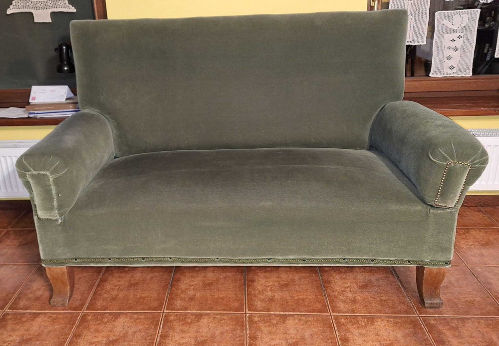 kanapa antyk zielona