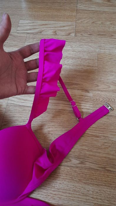 Шикарний купальник, новий, розмір L, XL