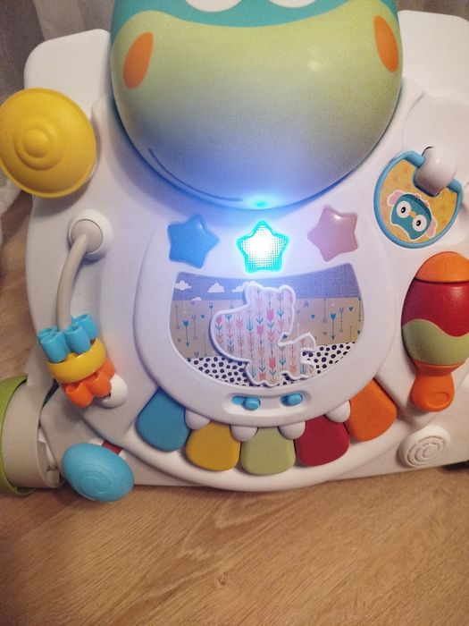Infantino 4w1 chodzik jeździk pchacz stolik