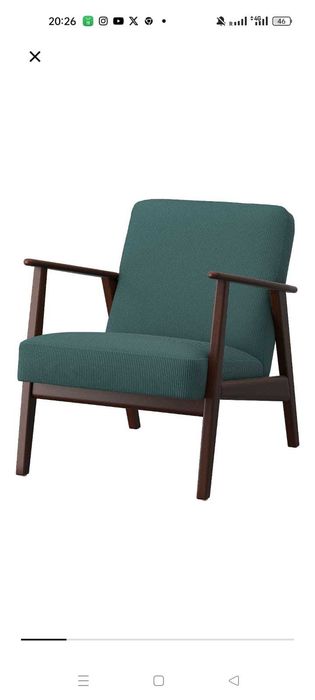 Duas Cadeiras Verdes