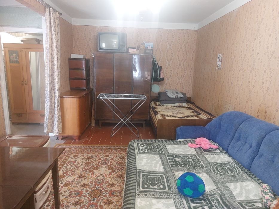 Продам 1 комнатную квартиру м.Дворец Спорта
