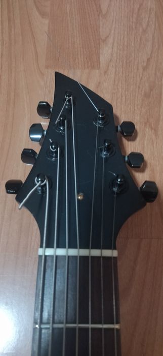 Guitarra Harley Benton 7 string Baritone c/ pickup Dimarzio