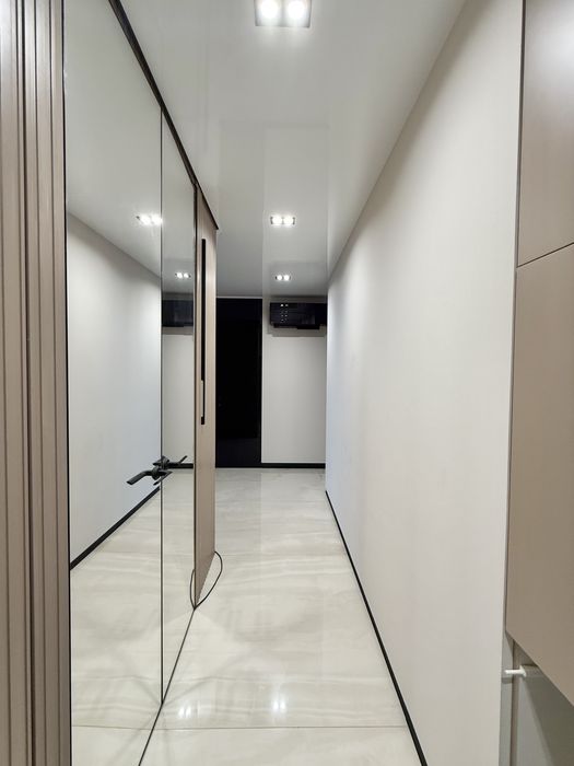 Продаж видовоі 2 кімнатної квартири на парк Правика! Газ
