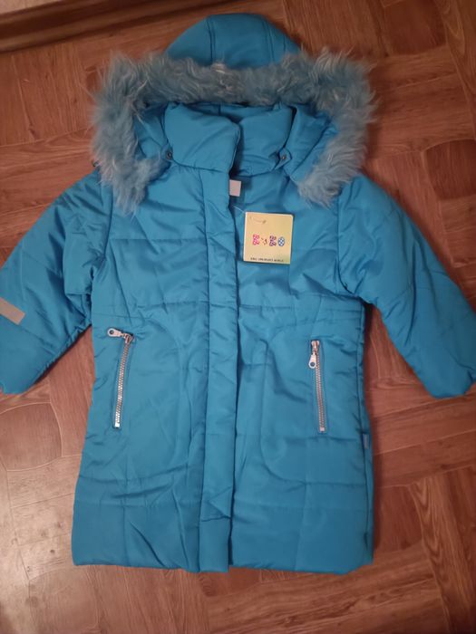 Продам пальто для дівчинки