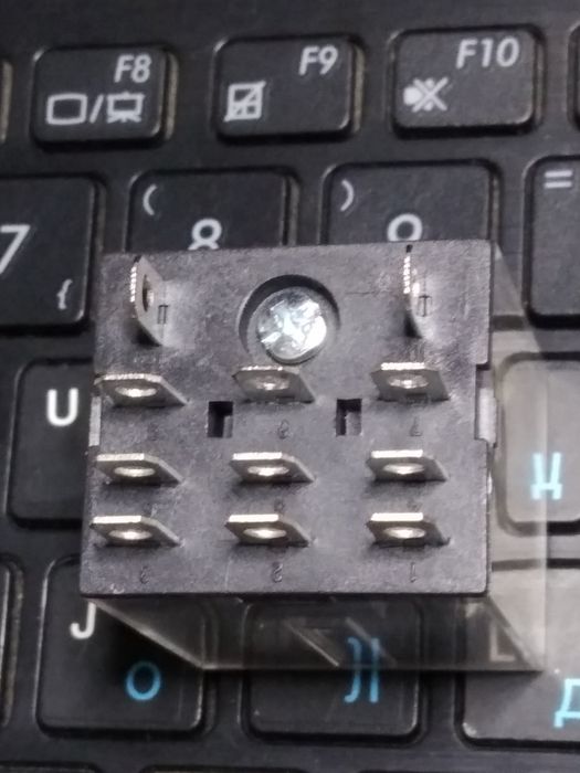 Реле РЕК77/3 (10А 24В) 220V