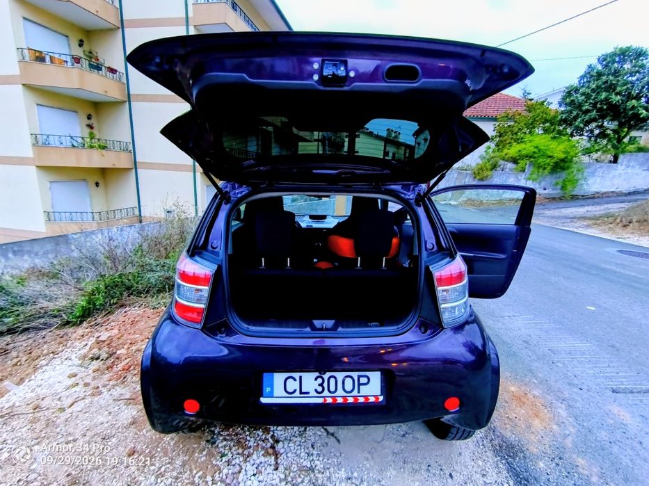 Toyota IQ impecável automático