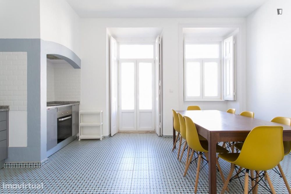 Quarto - localizado em Anjos Lisbon