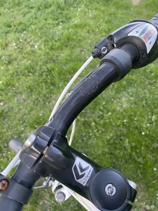 Rower kross bialo niebieski