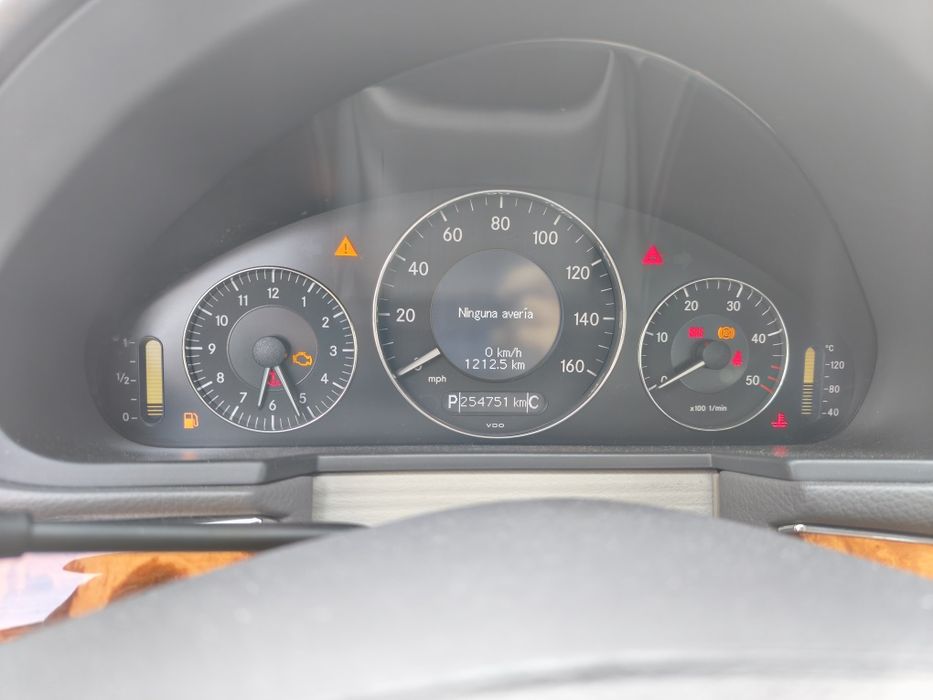 Mercedes-Benz E 280 — fotografia 7