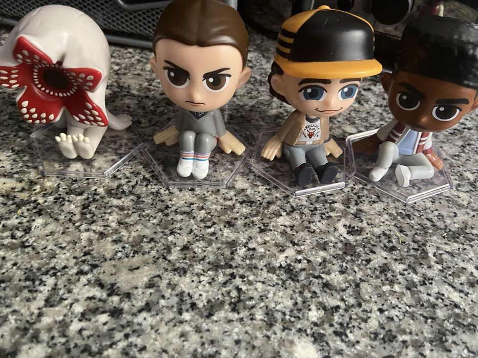 Vendo bonecos stragers sthings