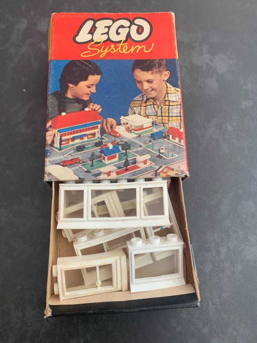 Lego System 214-3 (10 peças) - portas e janelas brancas (set completo)