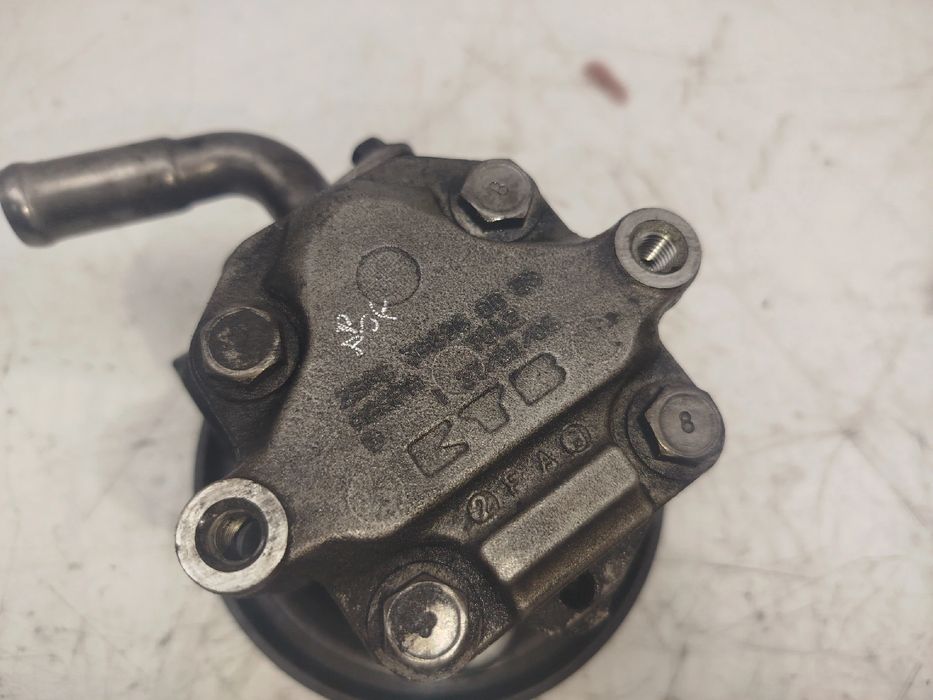 Bomba de direção FORD Fiesta V Van