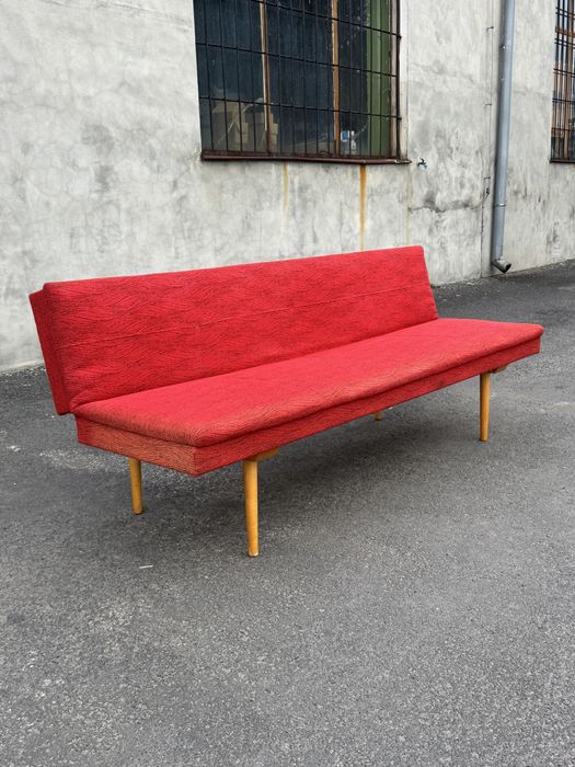 Sofa Navratil . Czechoslowacja. Prl