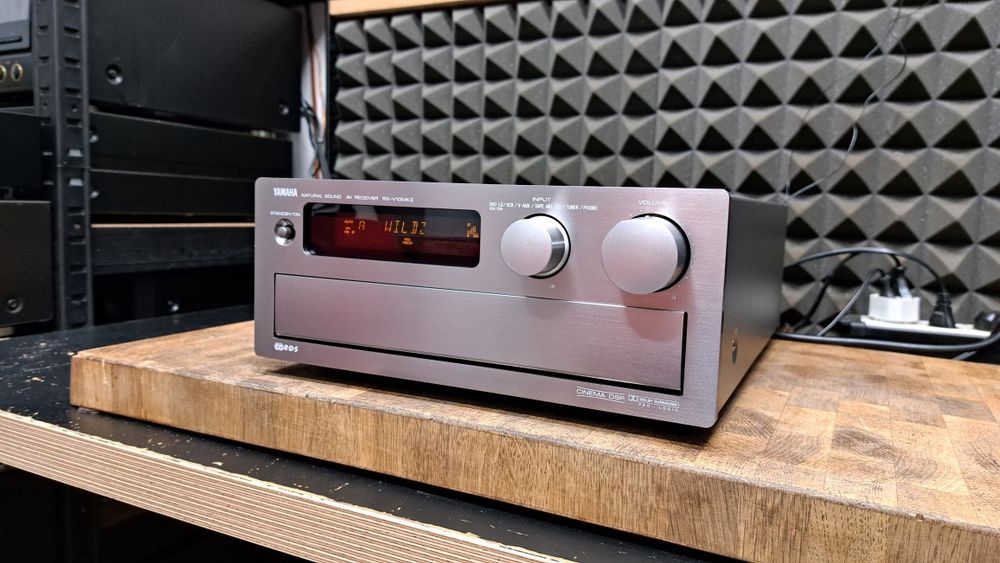 Amplituner Yamaha RX-V10 MK2