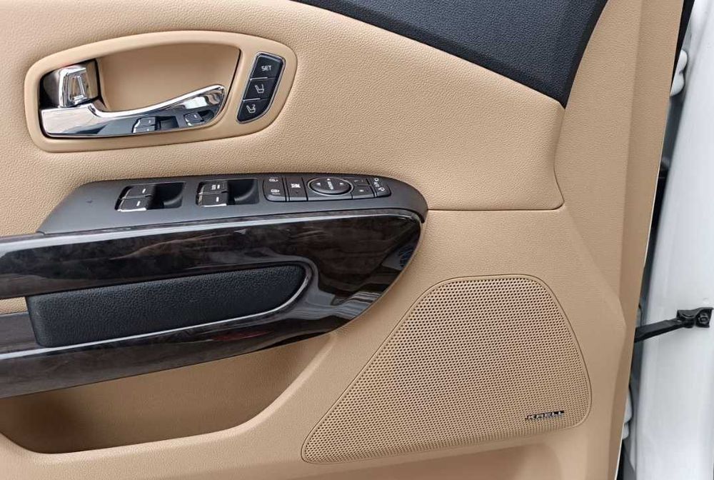 Kia Carnival  2019
