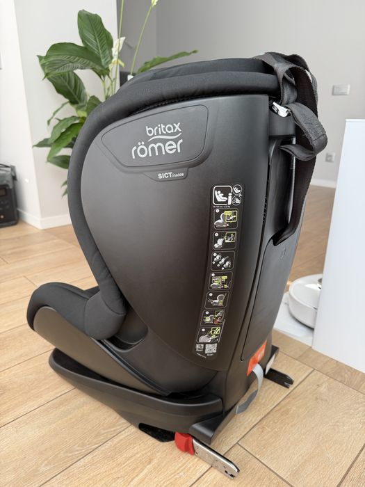 Автокрісло Britax-Romer TRIFIX2 i-size Cosmos Black