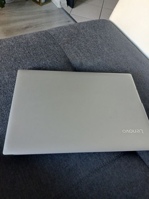 Sprzedam laptop lenovo