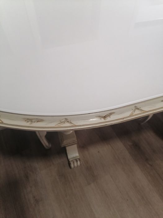 Mesa de cozinha e cadeiras