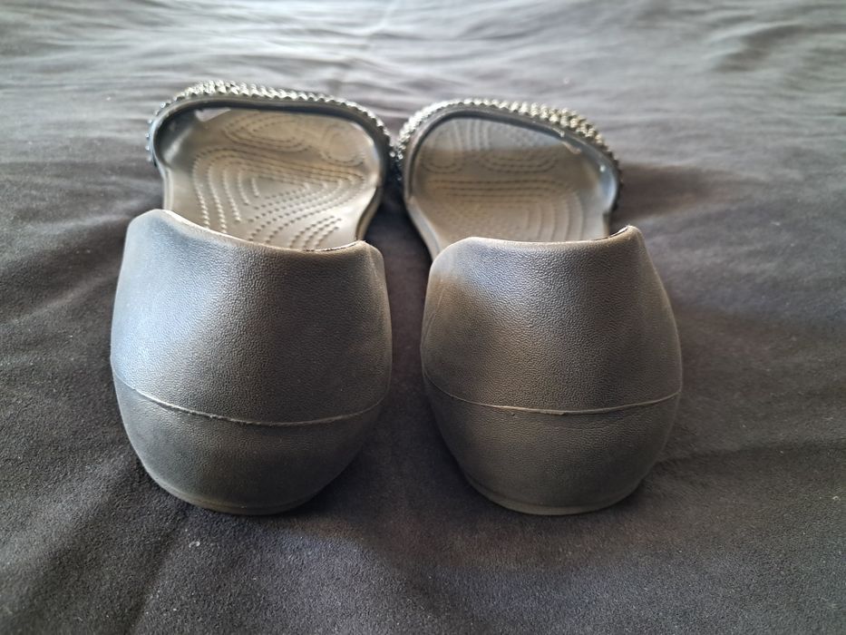 Крокси босоніжки crocs р.w7 устілка 24,5 см