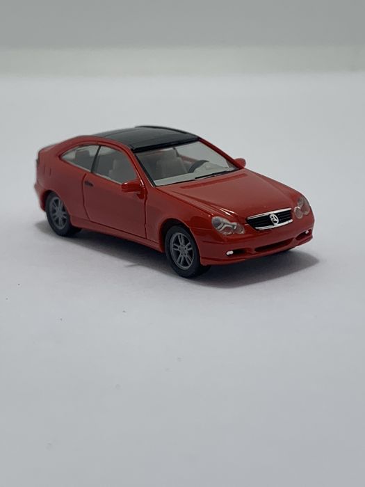 Mercedes C da Herpa escala 1/87