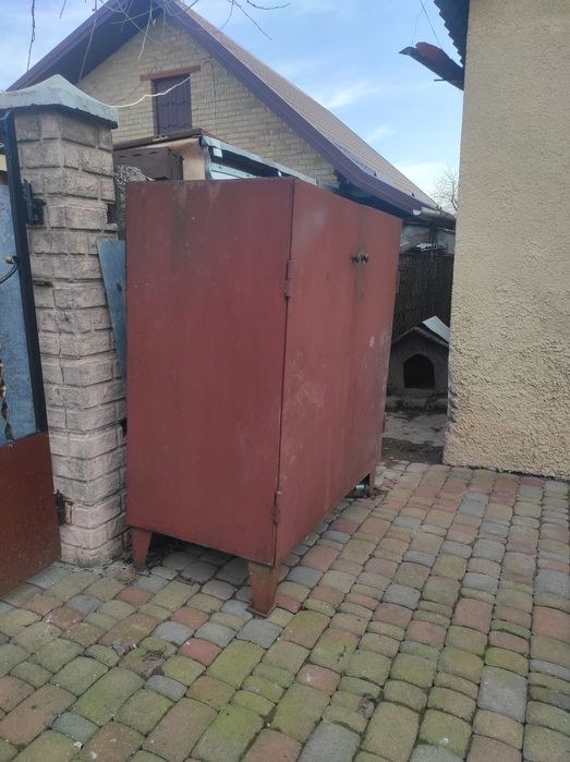 Шафа металева,інструментальна шафа,тумба металева