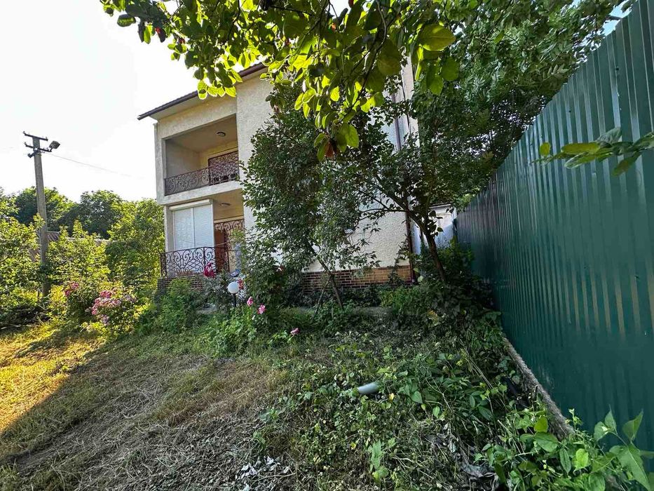 Продається будинок в смт. Дубове