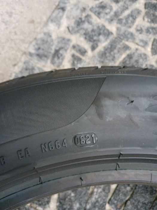 Vendo pneus novos 275/45/18 Pirelli