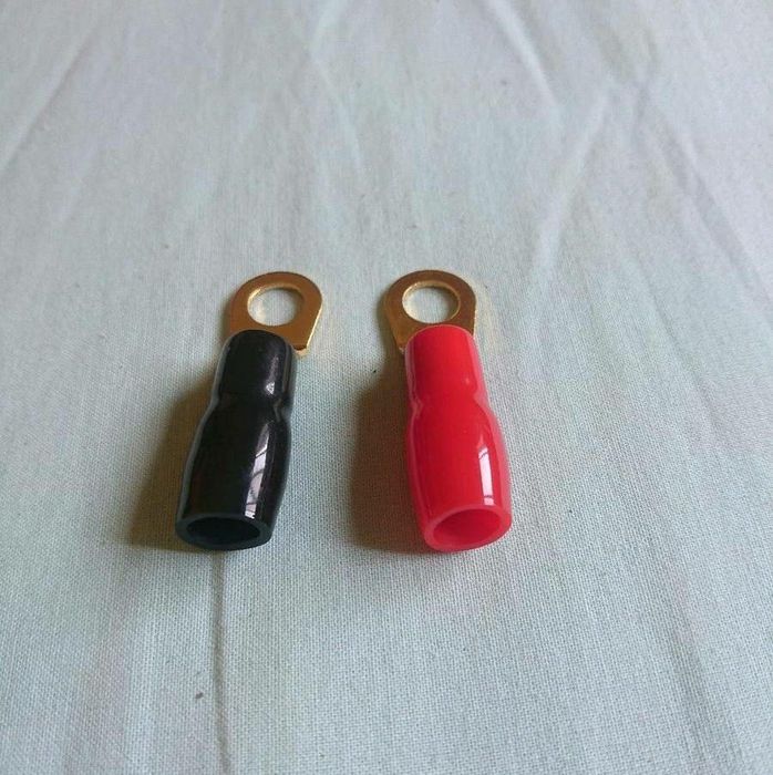 Terminais banhados a ouro