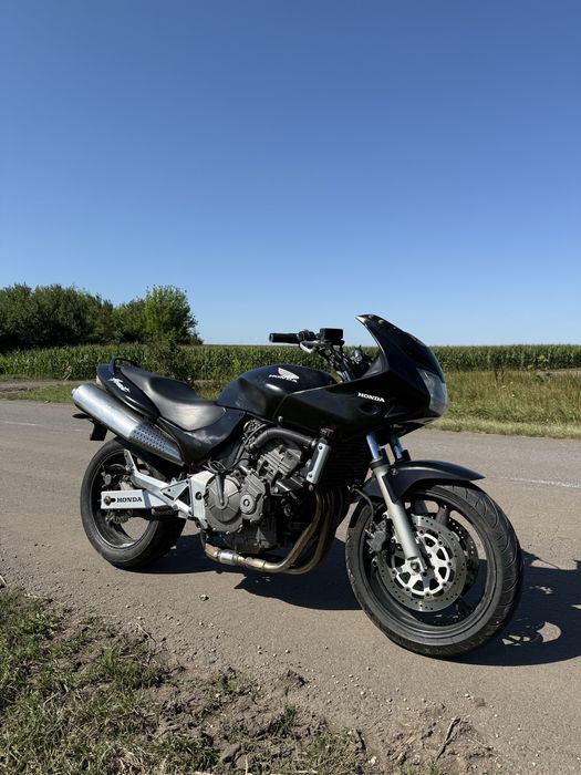 Honda hornet cb600f