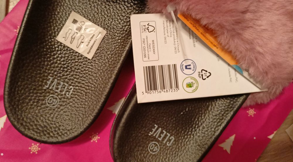 Klapki damskie z futerkiem roz. 40