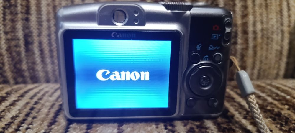 Sprzedam aparat Canon 8 megapikseli a 720 is