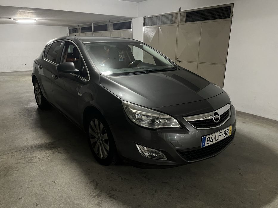 Opel Astra 1.7 CDTI (125 cv) 2011 | GPS + Cruise Control + Jantes 17”