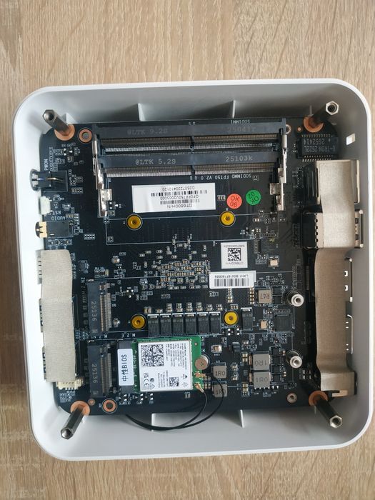 Міні ПК Ryzen 5 6600H Radeon 660M