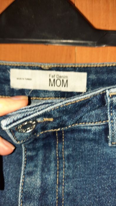 Джинсы мом хорошего качества
