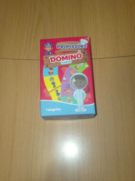 Caixa jogos Dominó
