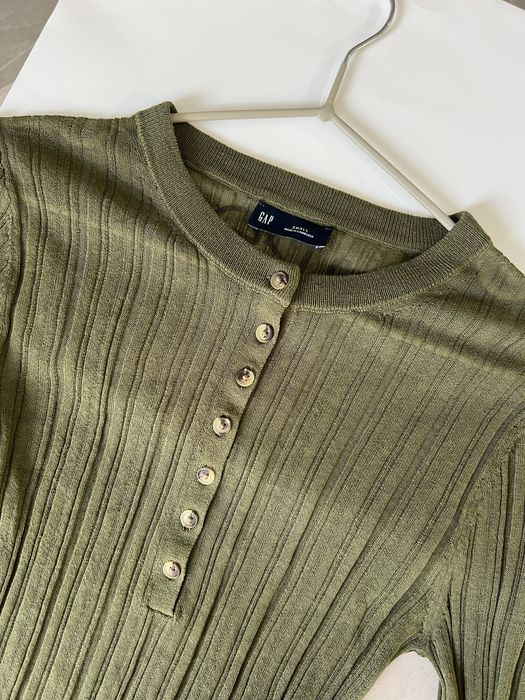 Напівпрозорий лонгслів від Gap