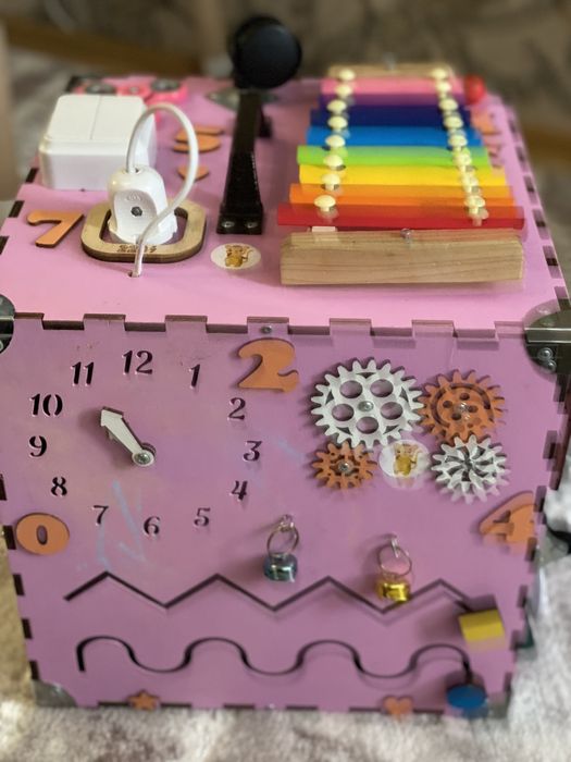 Бізікуб для діток