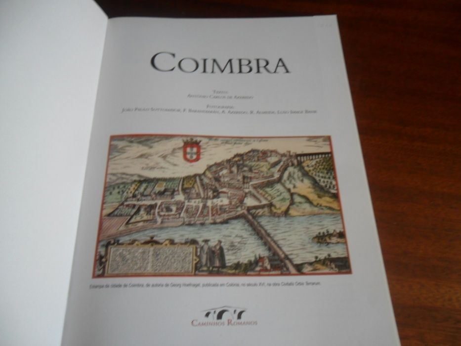 "Coimbra : Cidade do Conhecimento" de António Carlos de Azeredo