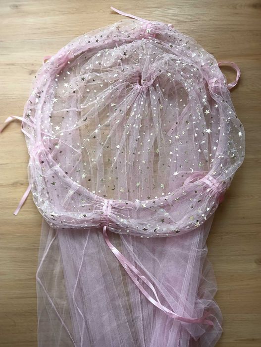 Tule cor de rosa para cama