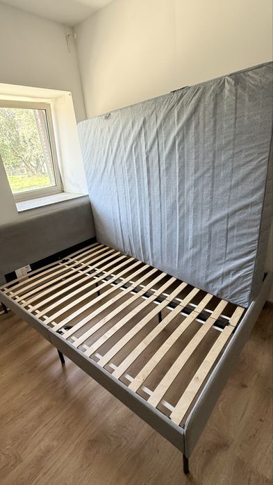 Cama casal com colchão