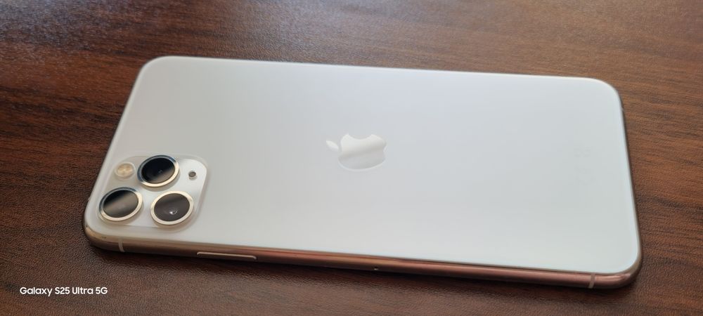 iPhone 11 Pro Max 256GB Silver (Neverlock) + Коробка
