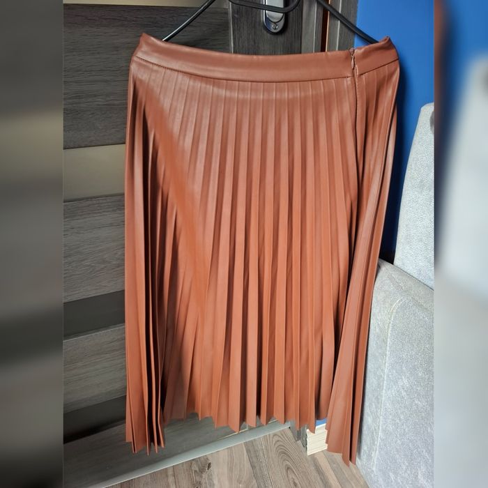 Spódnica eko skóra brązowa plisowana 38