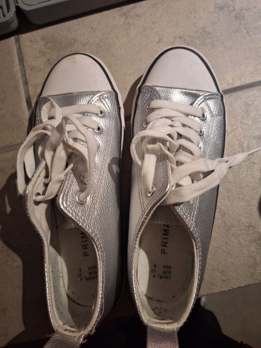 Półtrampki srebrne