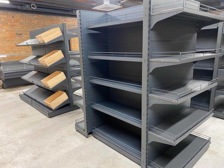 Стелажі з полицями та перфоровані. Острівні стелажі