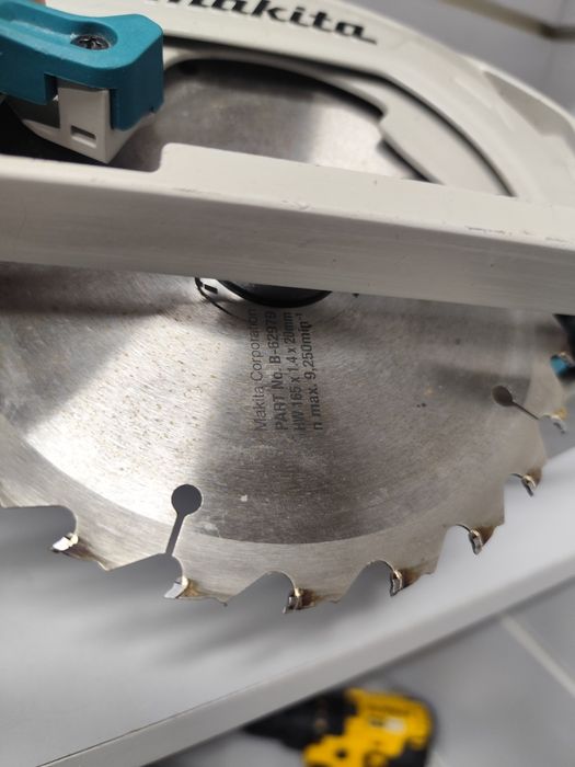 2025й рік Makita DHS680 безщіткова акумуляторна паркетка Макіта оригін